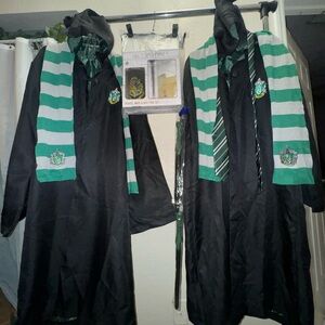 Slytherin Hogwarts Robe Set + Bonus Harry Potter Gift Set